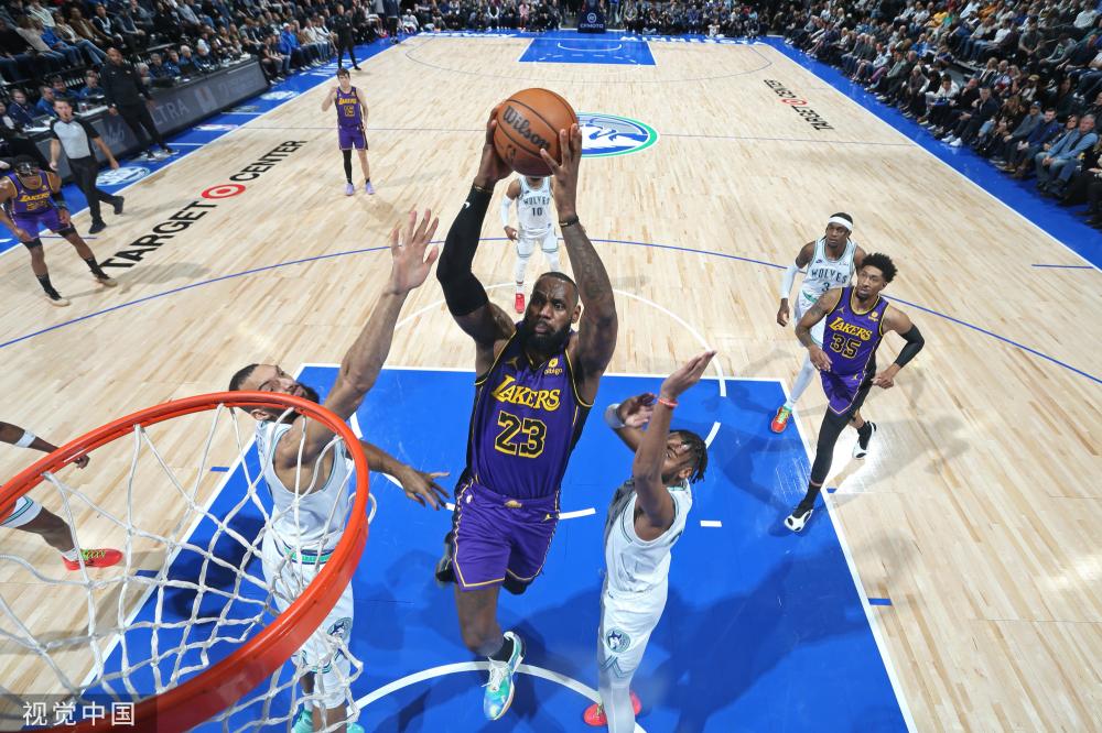 斯眼中的榜 斯眼中的榜