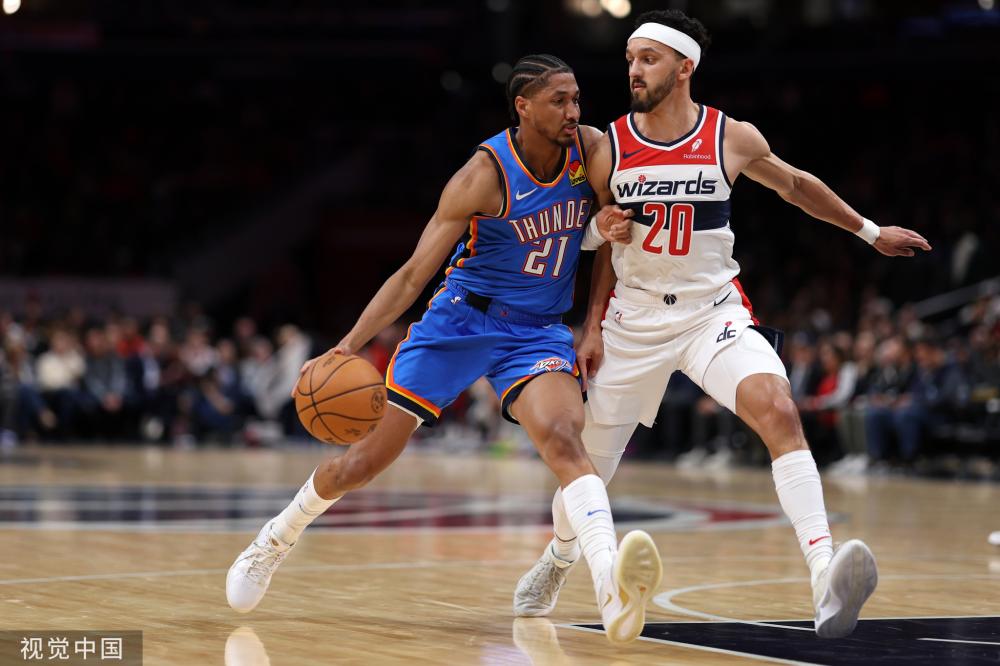 通过社交媒 通过社交媒