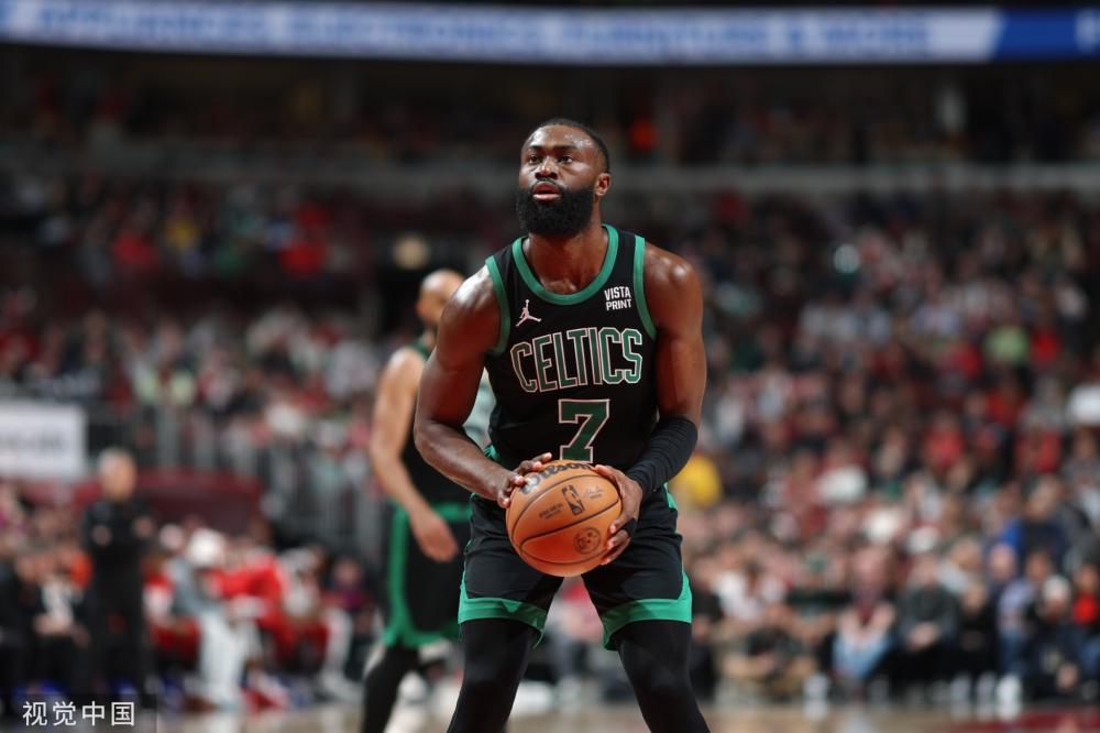 “中国边检”改为“中国移民管理” 全国311个口岸启用边检现场新标志.